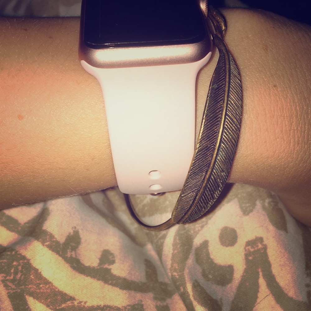 Feather Bangle 🍂🍂